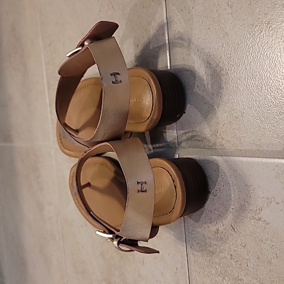 Sandals - Picture 3 of 3